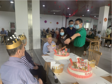 不忘初心，砥礪前行—白鶴敬老院的慰問之行